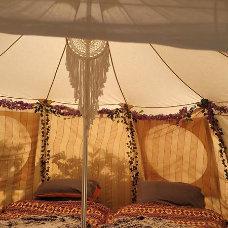 Отель Glamping In Dromineer Экстерьер фото